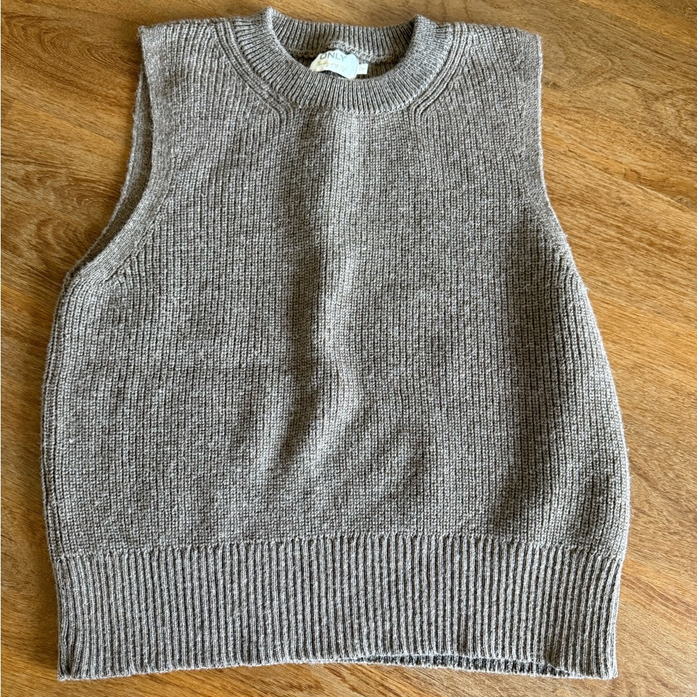 Only Ribbed Knit Sweater in Brown
